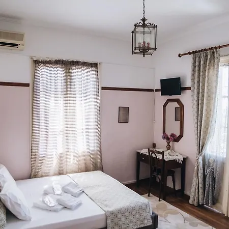 Stratis Hotel
